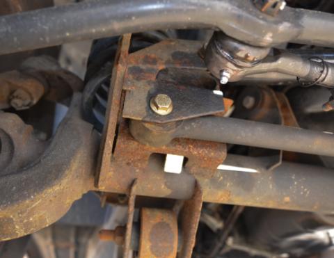 Jeep OE Track Bar Bolt Kit 1984-2006 TJ/LJ/XJ/ZJ Clayton Off Road